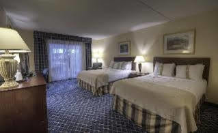 Hotel Boxboro Regency